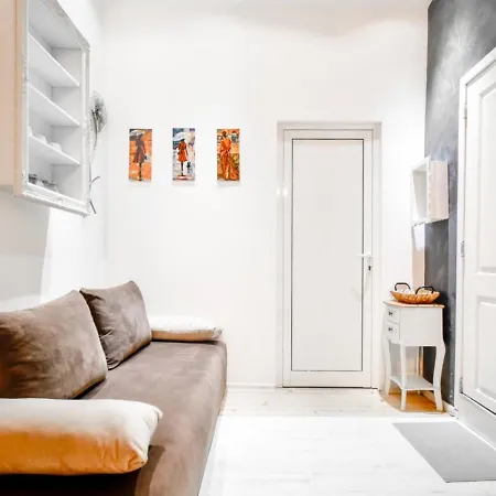 Dietro L Angolo, 2 Bath Apartamento Sofía