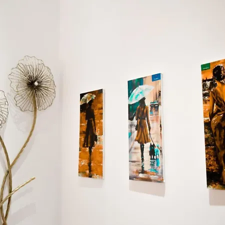 Dietro L Angolo, 2 Bath