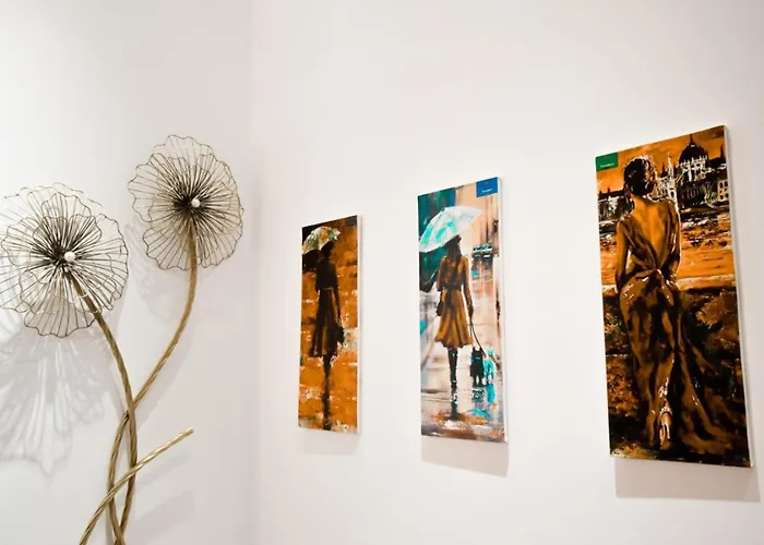 Dietro L Angolo, 2 Bath