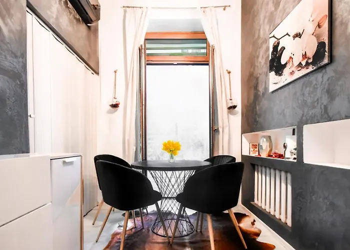 アパート Dietro L Angolo, 2 Bath *